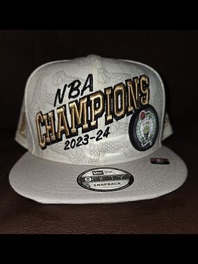 BOSTON CELTICS NBA CHAMPIONS 2023-24 NEW ERA SNAPBACK HAT